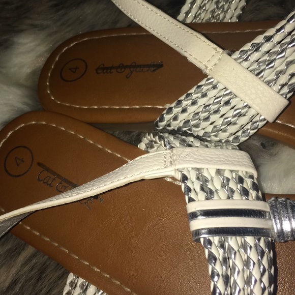 Sandals - Picture 2 of 3